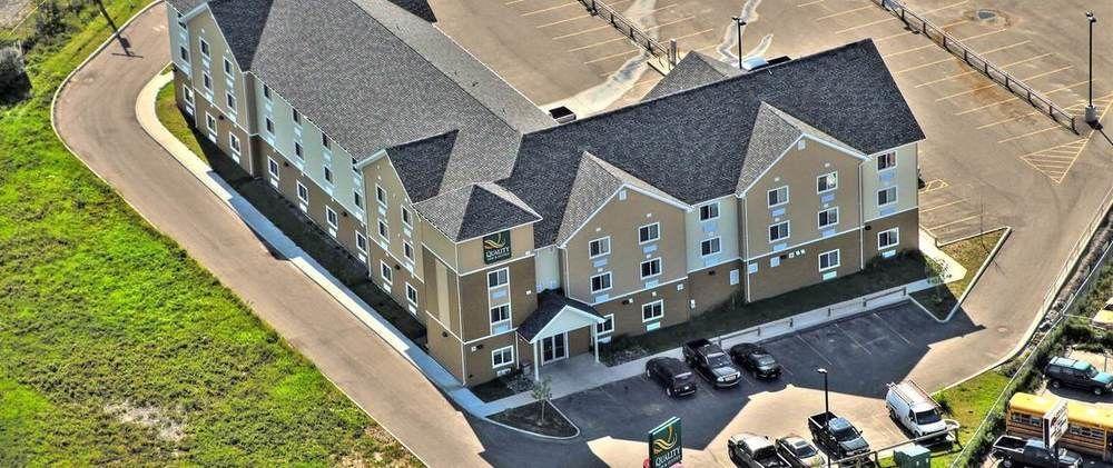 Quality Inn & Suites Thompson Exterior foto