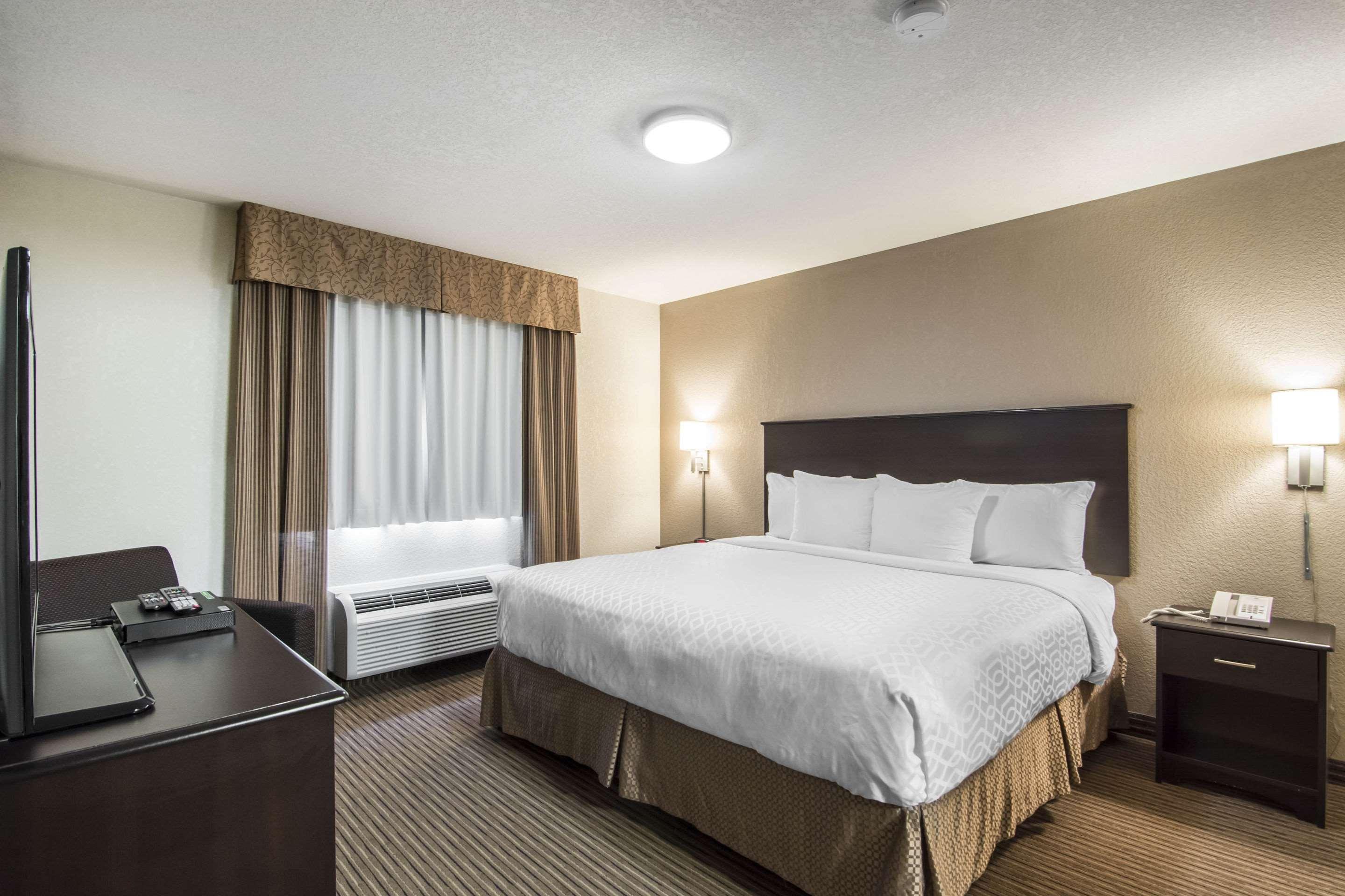 Quality Inn & Suites Thompson Exterior foto